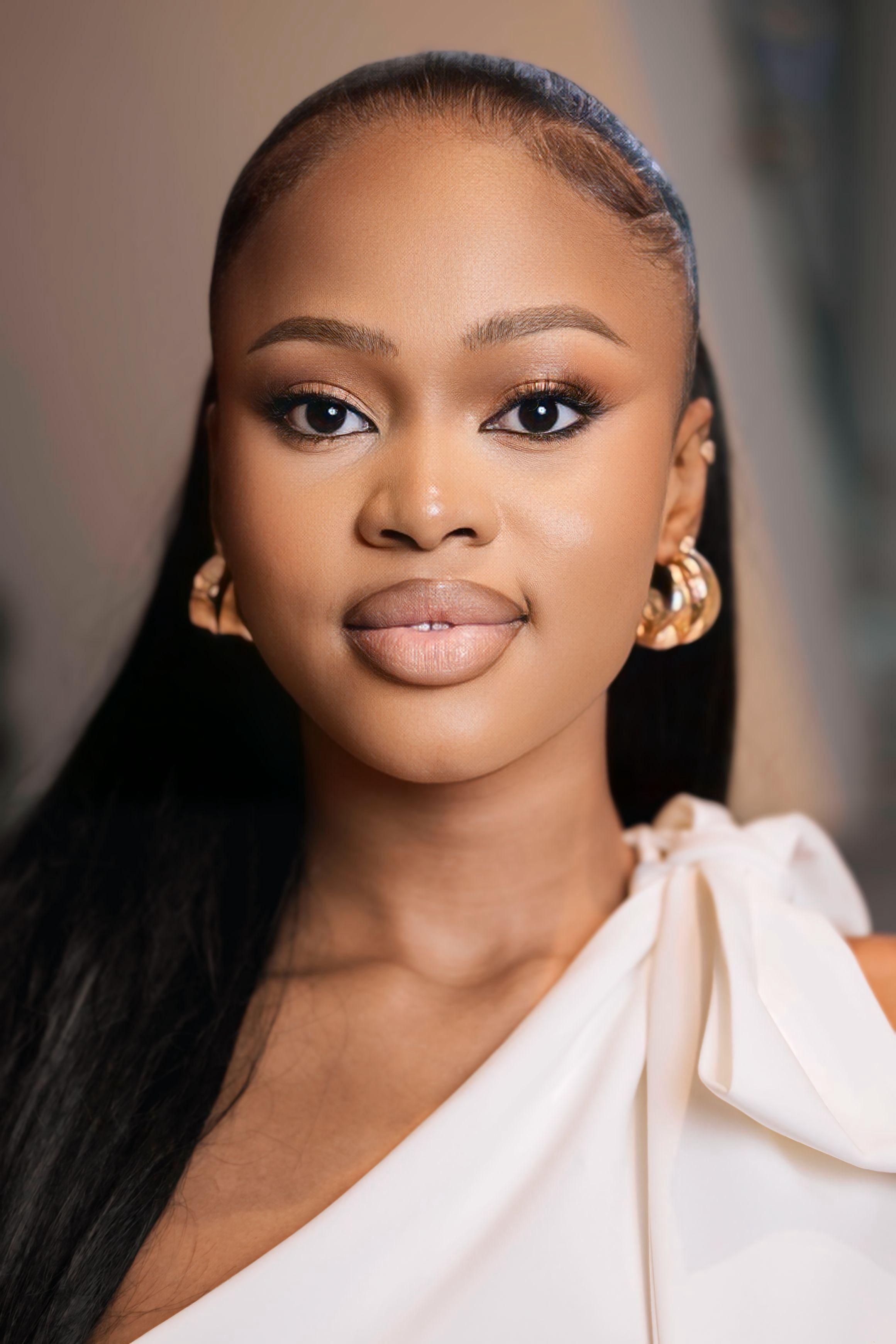 Luna Ndamase